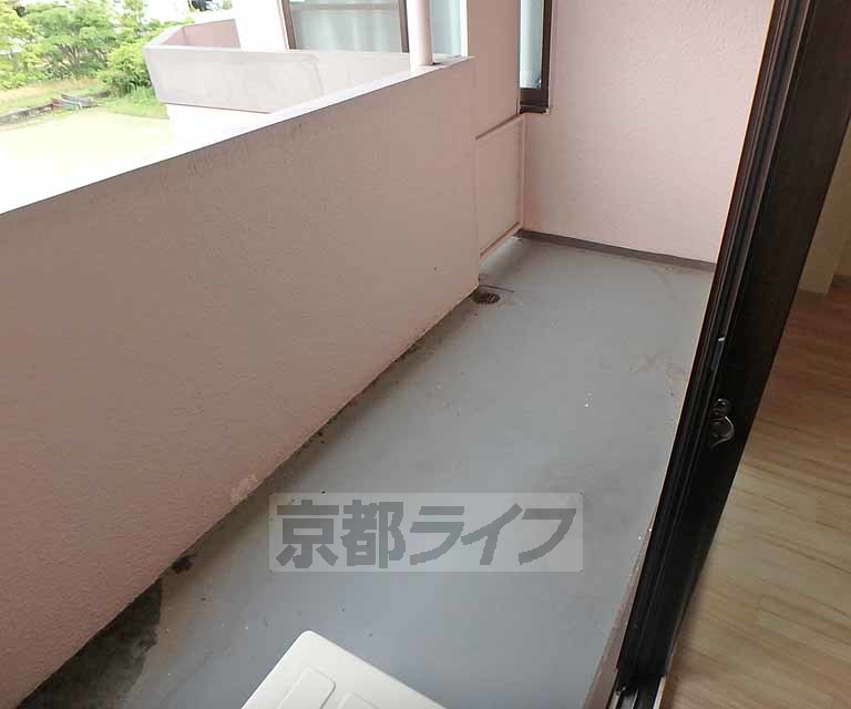 バルコニー　３階ベランダです