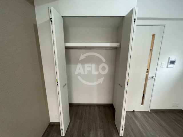 収納　アクアプレイス江戸堀　クロ―ゼット