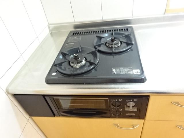 その他設備　グリル付きガスコンロ（イメージ）