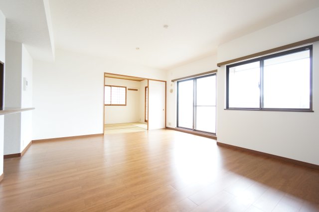 居室・リビング　当日の見学大歓迎！