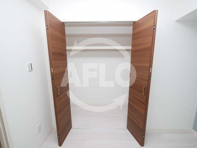 収納　アールスクエア東天満　クローゼット