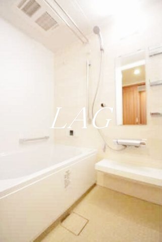 バス・シャワールーム　お風呂です。