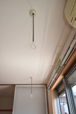 その他設備　室内物干し