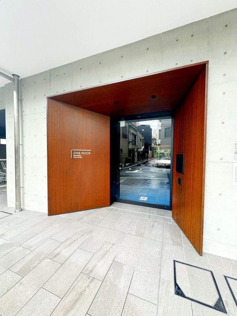 エントランス　エントランス