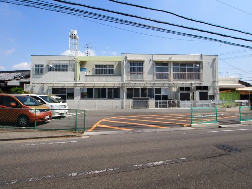 幼稚園・保育園　東百舌鳥幼稚園（幼稚園・保育園）まで572m