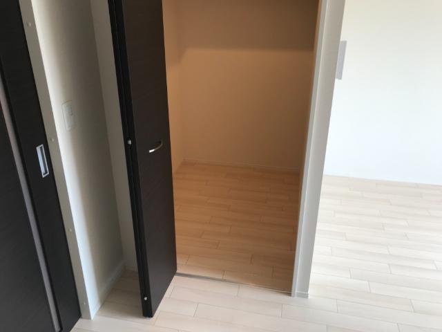 収納　ウォークインクローゼット