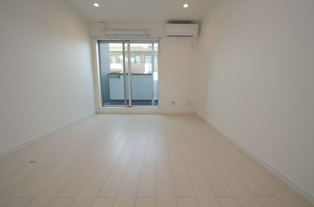 居室・リビング　エアコン付きで初期費用を抑えられます♪