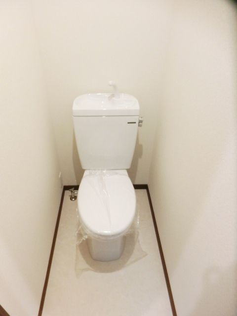 トイレ　清潔感のあるトイレです