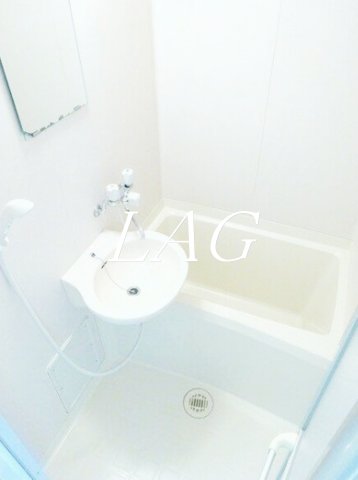 バス・シャワールーム　お風呂です。
