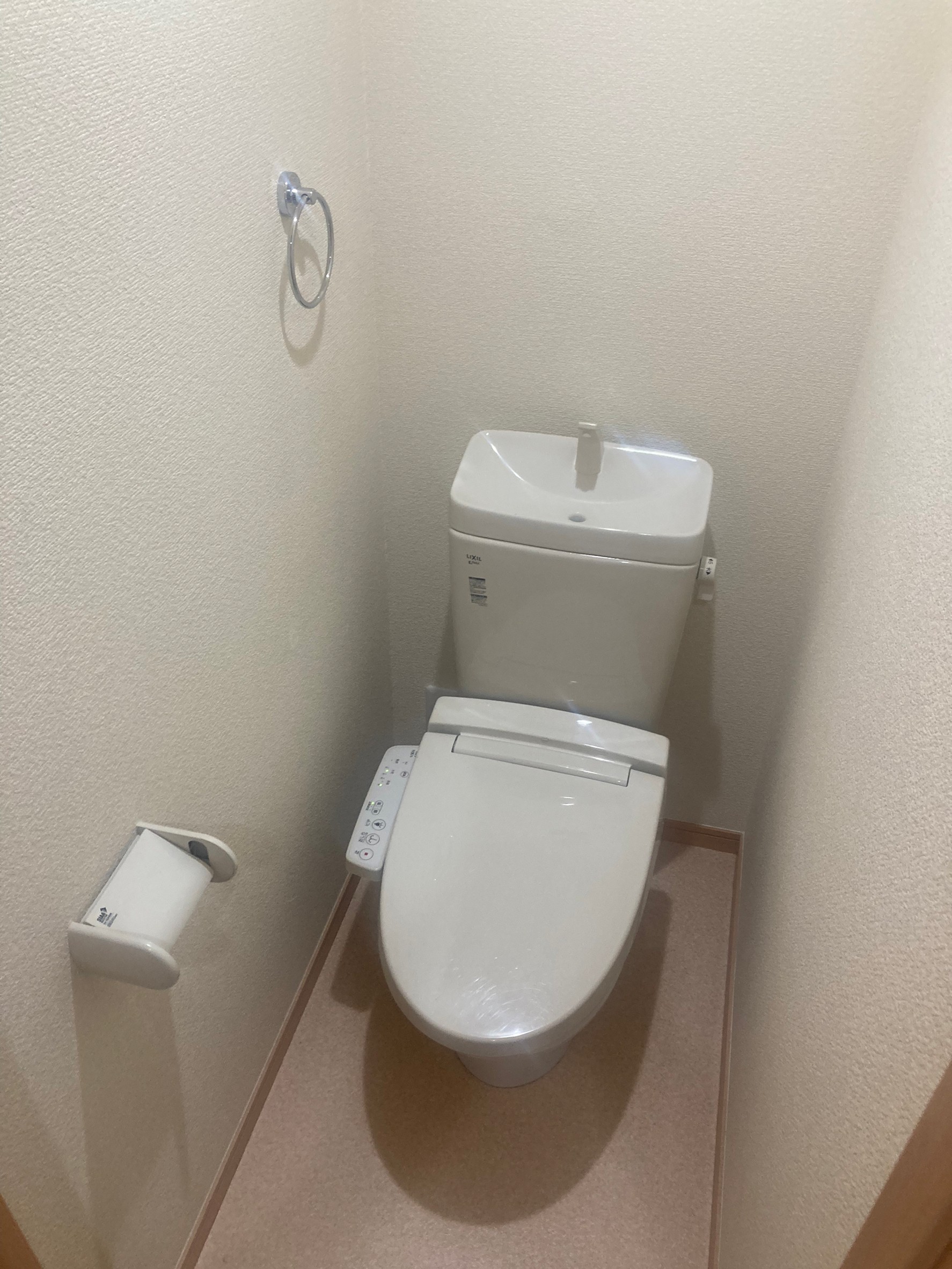 Elua西横浜のトイレ写真