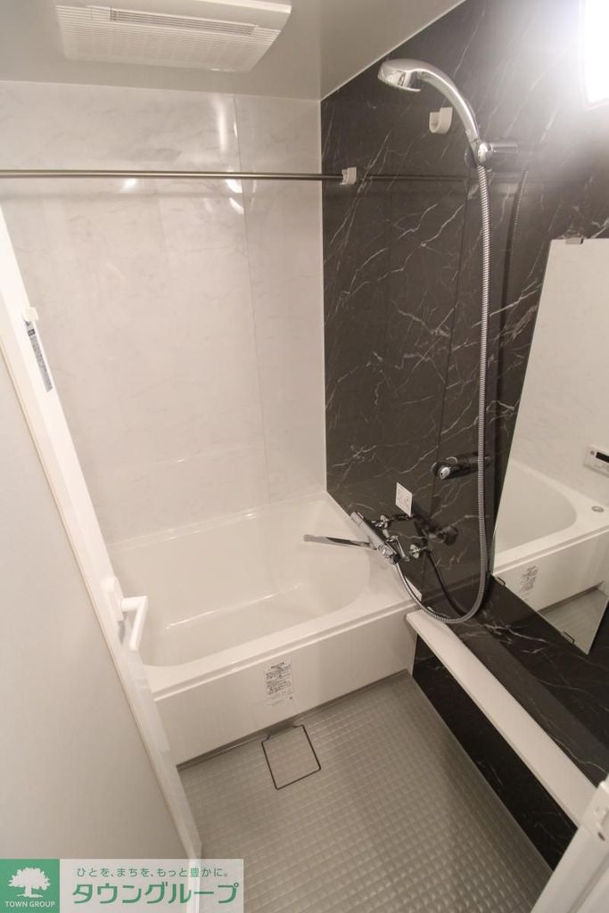 バス・シャワールーム　バス