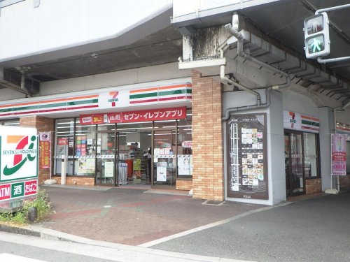コンビニ　セブンイレブン 大阪片町店（コンビニ）まで381m