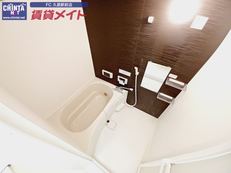 バス・シャワールーム　別部屋の写真です