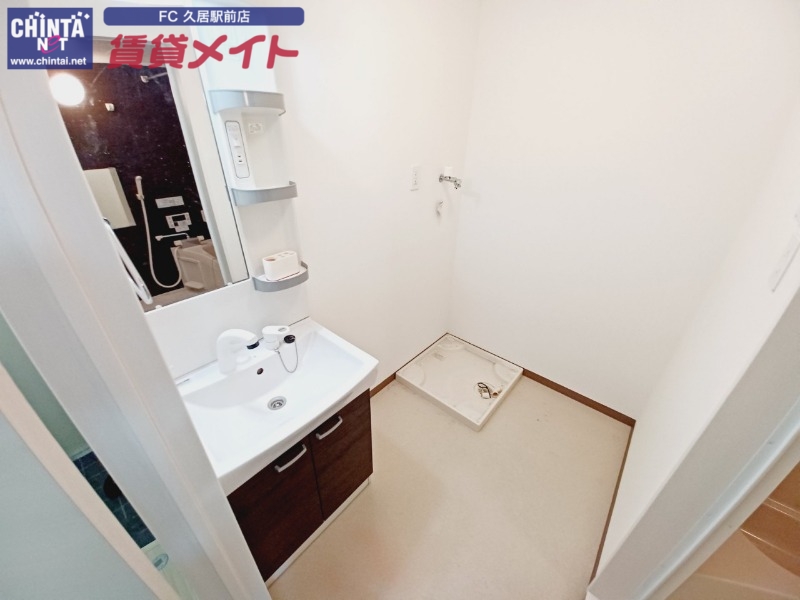 洗面設備　別部屋の写真です