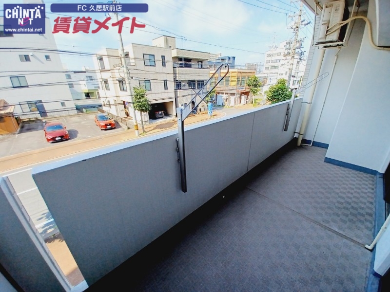 バルコニー　別部屋の写真です