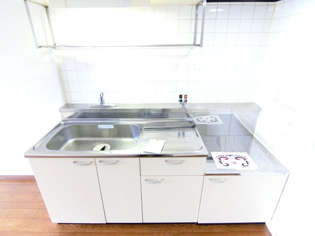 キッチン　同物件別部屋イメージ写真