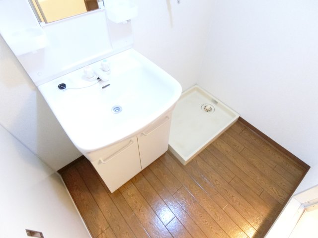 洗面設備　同物件別部屋イメージ写真