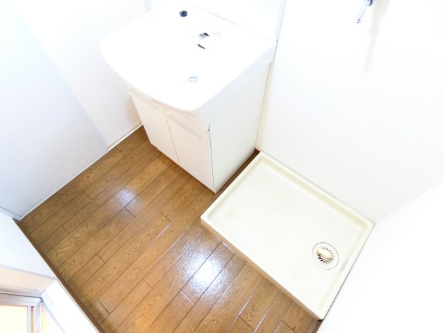 洗面設備　同物件別部屋イメージ写真