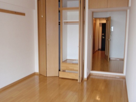 居室・リビング　※別部屋の写真です