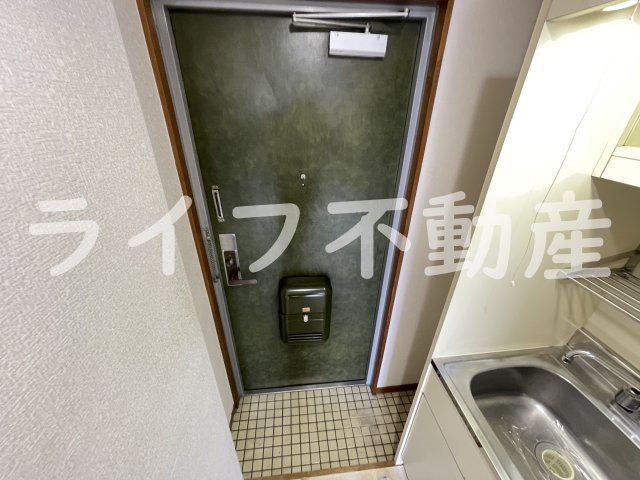 玄関　落ち着いた玄関です