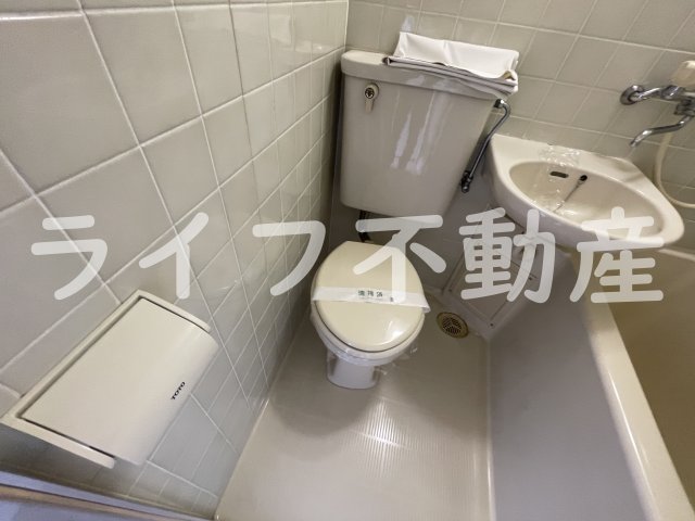 トイレ　コンパクトで使いやすいトイレです