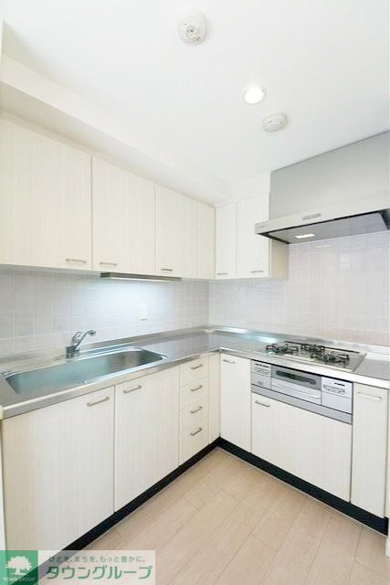 キッチン　※写真は同タイプ住戸です。