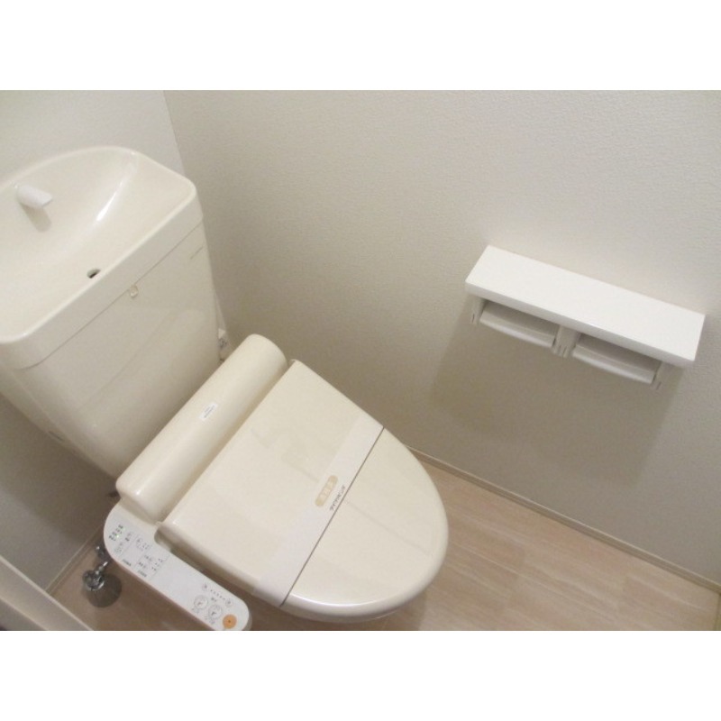 トイレ　図面と現状に相違がある場合には現状を優先