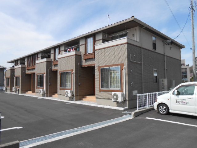建物外観　バルコニー・玄関側を南東方向より撮影