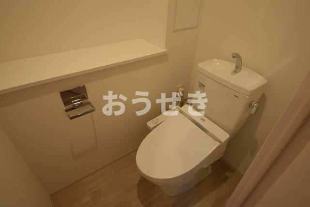 トイレ　※同仕様参考写真