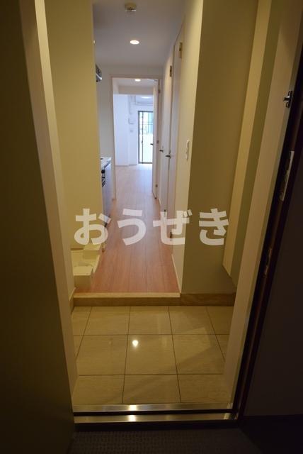 玄関　※同仕様参考写真