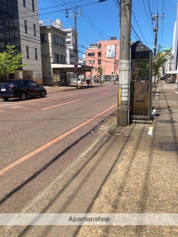 その他　前面道路（その他）まで0m