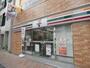 コンビニ　セブンイレブン清澄白河駅前店（コンビニ）まで107m