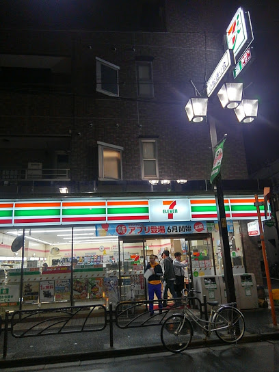 コンビニ　セブンイレブン 南新小岩店（コンビニ）まで606m