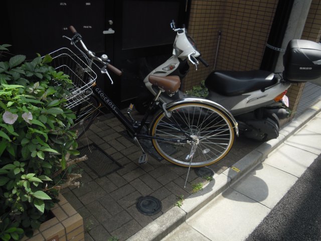 その他共有部分　自転車置き場。