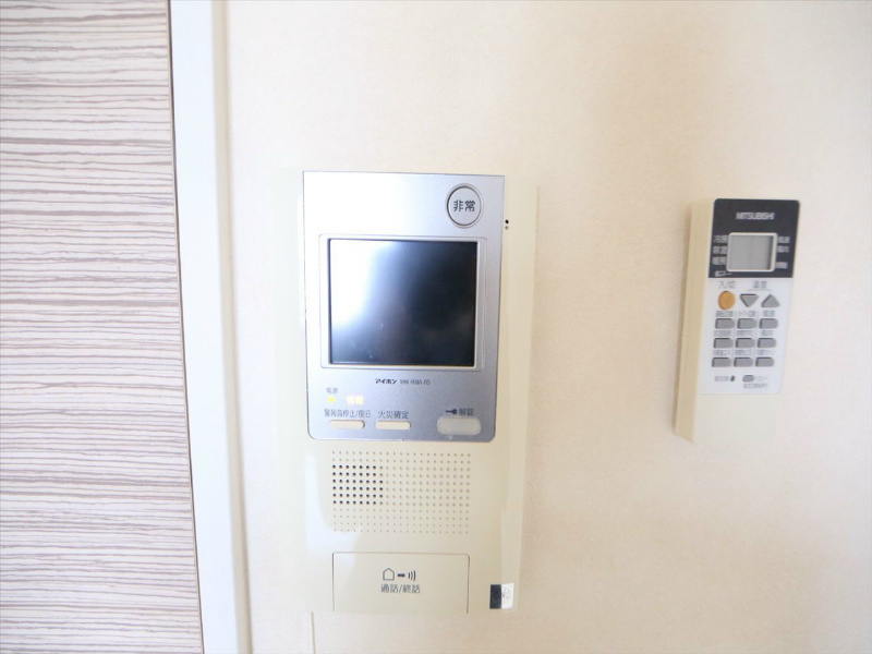 セキュリティ　TVモニター付インターホン
