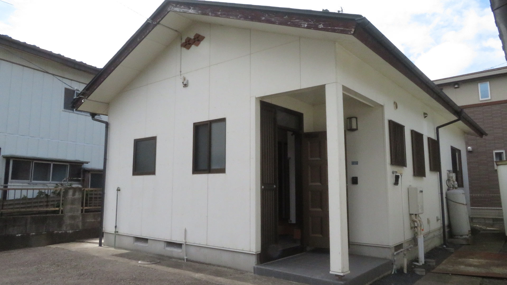 菅谷櫻井貸家