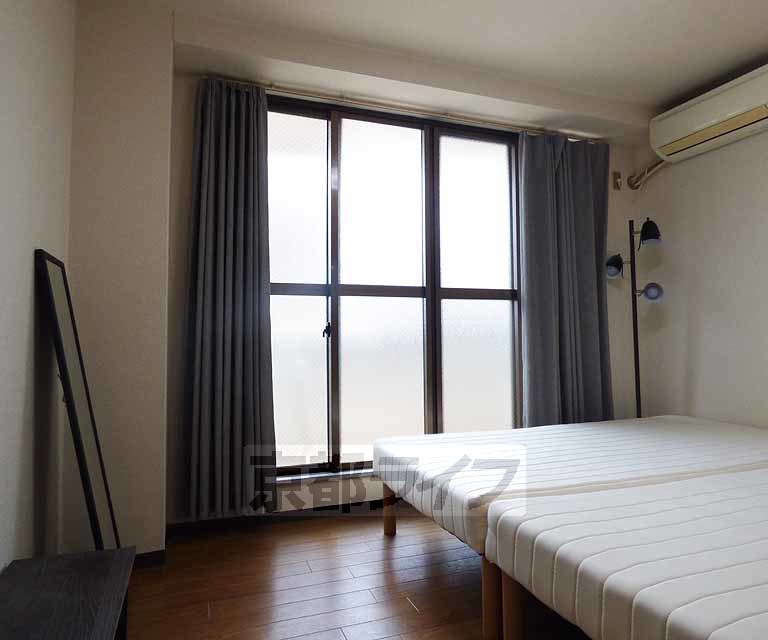 居室・リビング　きれいなお部屋です。