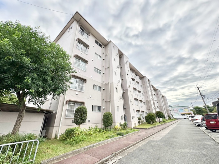 公社清和台住宅14号棟