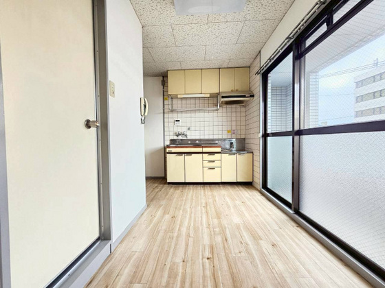 居室・リビング　※別部屋の写真です