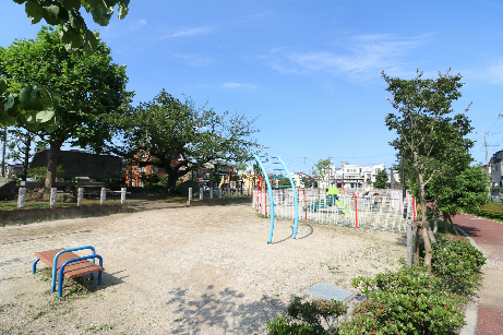 公園　鹿浜校址公園（公園）まで120m