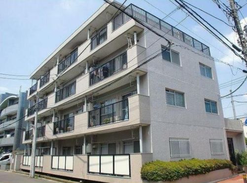 マンション第一青山の外観写真