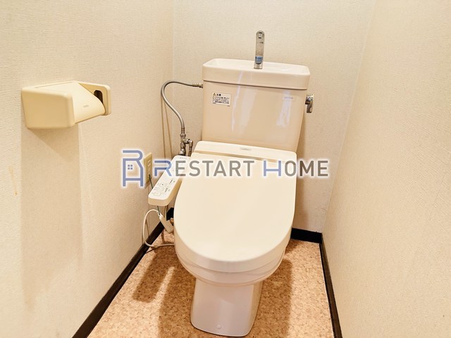 ＪＲ東海道本線 神戸駅 徒歩5分 11階建 築27年のトイレ写真