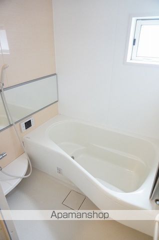 金沢市 2階建 築17年の風呂写真