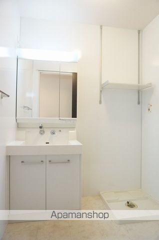 金沢市 2階建 築17年の内装写真