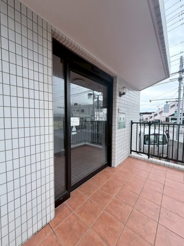 玄関　シンプルで使いやすい玄関です(参考写真です)