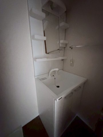 洗面設備　コンパクトで使いやすい洗面所(参考写真です)