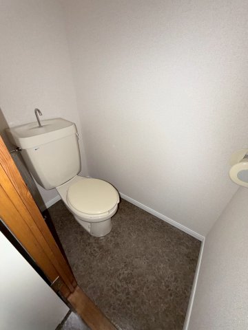 トイレ　シンプルで使いやすいトイレです(参考写真です)
