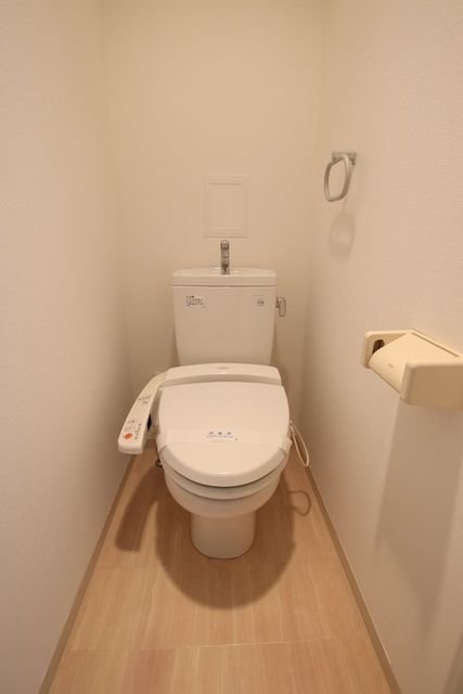 ヴァンデュール金沢駅前のトイレ写真