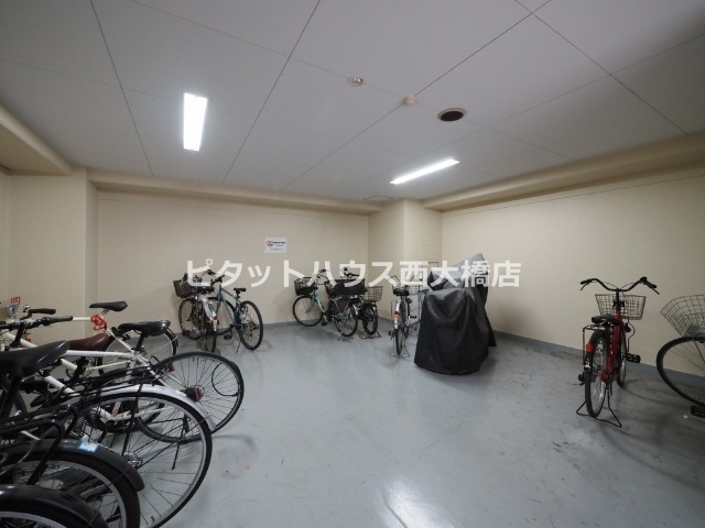 駐車場　駐輪場