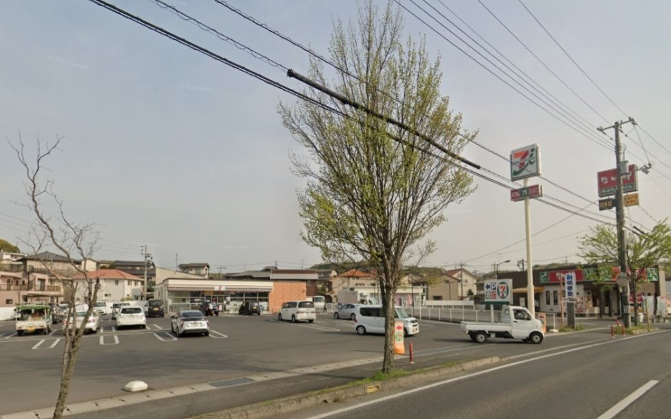 コンビニ　セブンイレブン倉敷黒崎店（コンビニ）まで800m